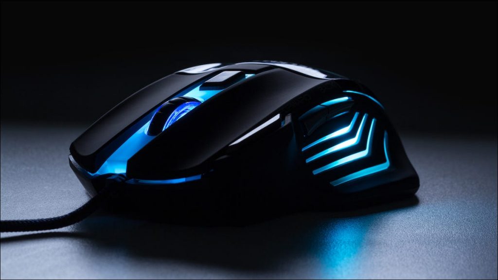 gaming-mouse-with-a-blue-glow
